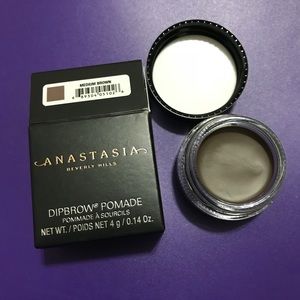 dipbrow pomade- medium brown